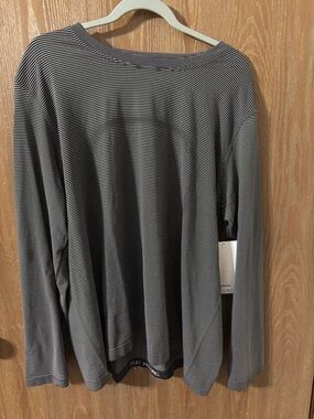 Swiftly relaxed long sleeve size 14